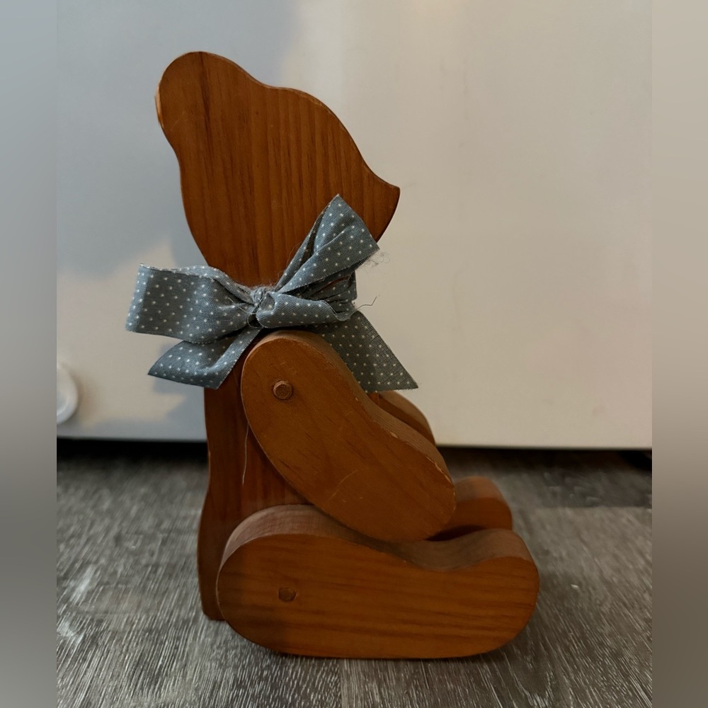 Vintage wooden bear decor